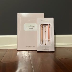 Jillybox “The everything journal” and set of pens